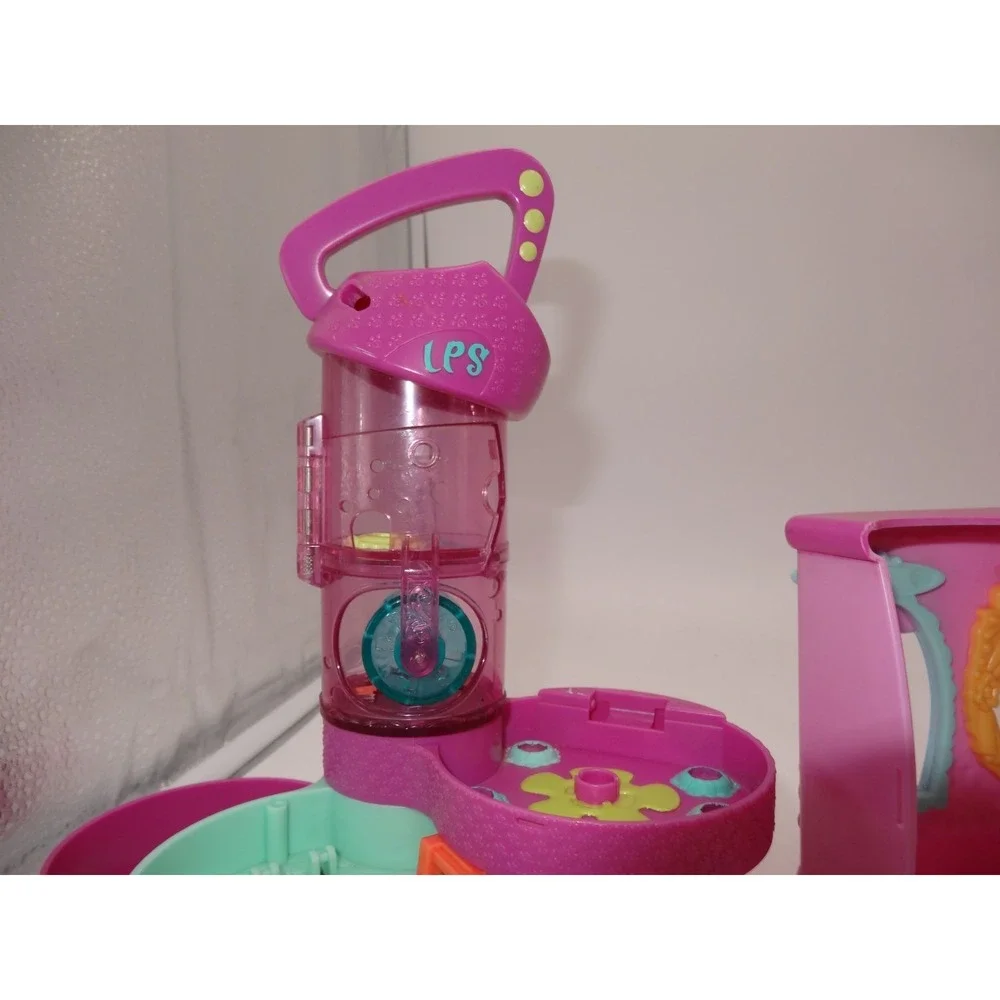 Littlest Pet Shop Doggie Diner Playset LPS Teeniest Hamster Hideawa Beauty Salon
